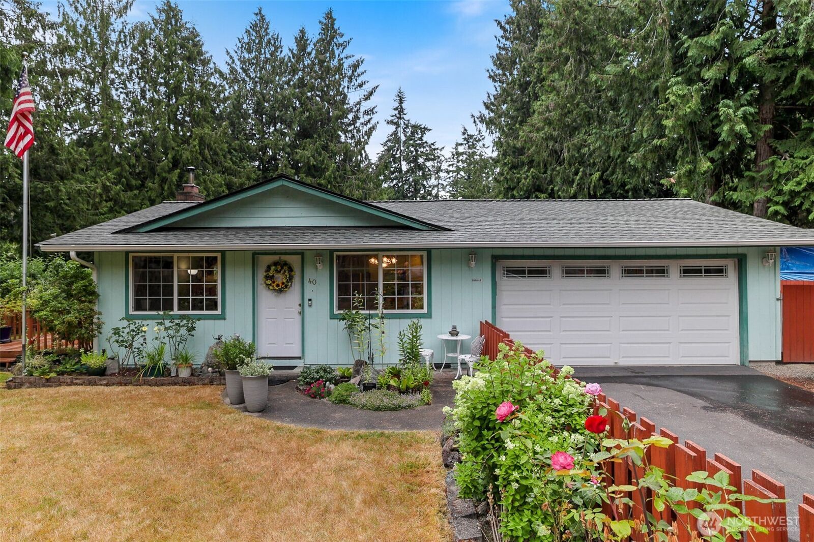 Property Photo: 40 Jonathan Place WA 98339