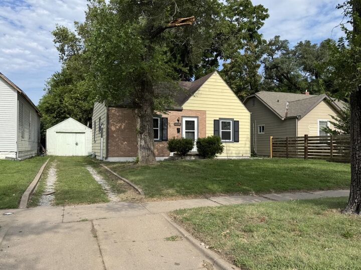 Property Photo:  1533 S Kansas Ave  KS 67211 