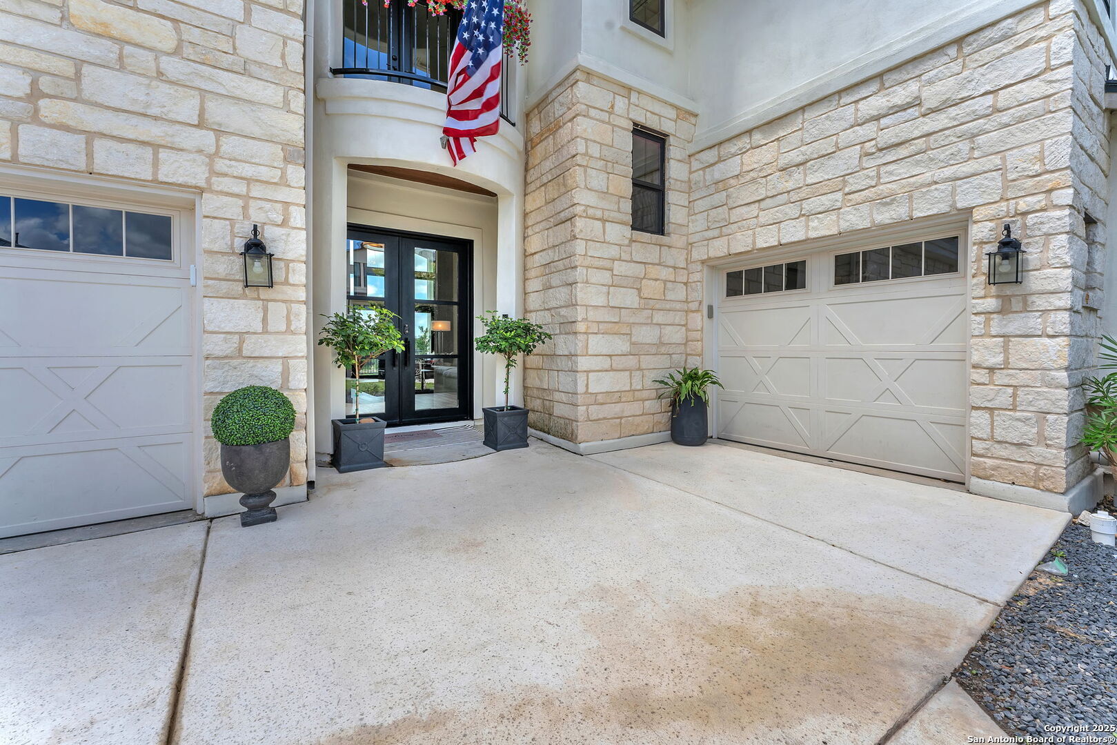 Property Photo: 7134 Bella Cloud TX 78256