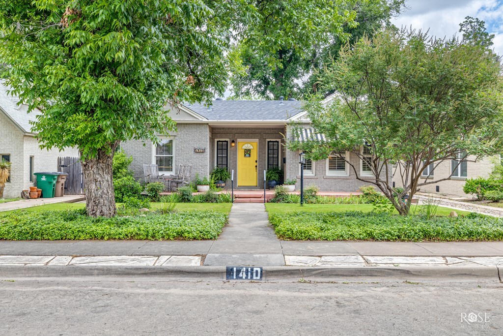 Property Photo: 1410 Mackenzie St TX 76901