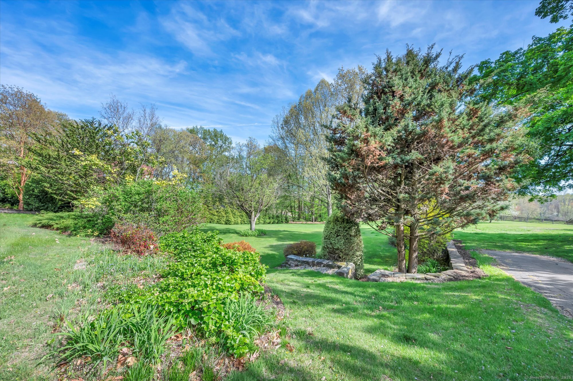 Property Photo:  124 Nooks Hill Road  CT 06416 