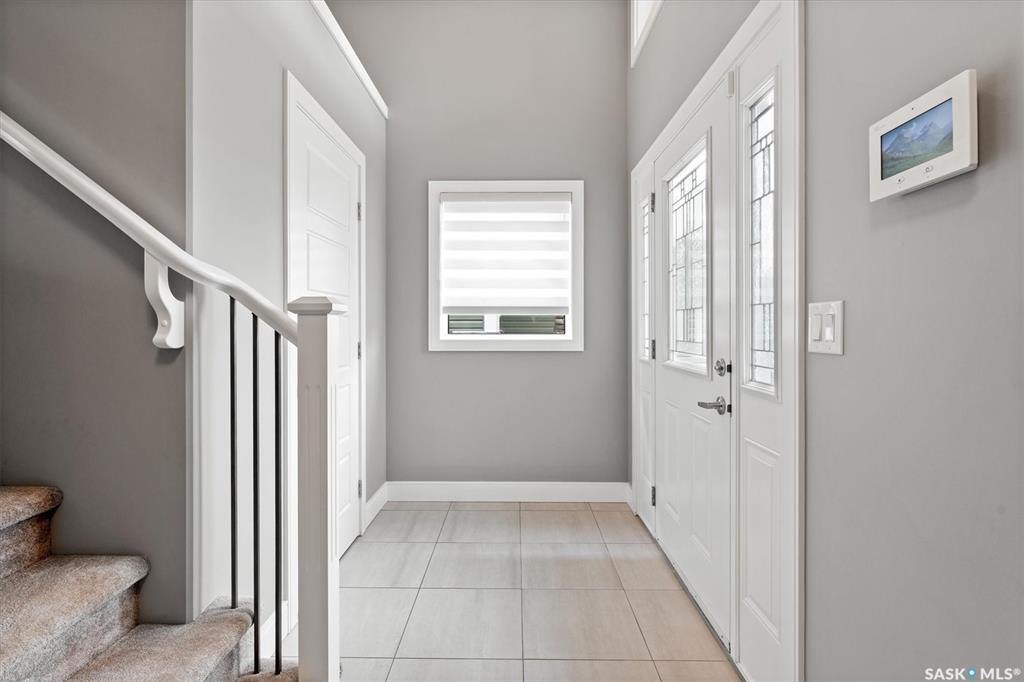 Property Photo: 815 Pringle Cove SK S7T 0V3