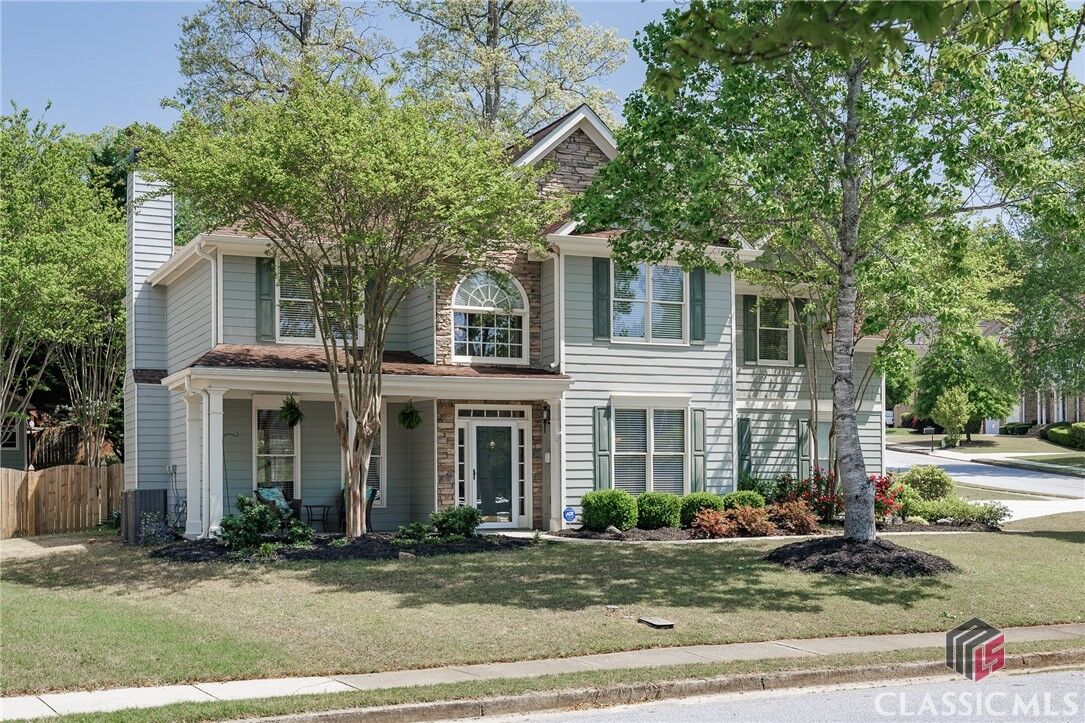 Property Photo:  1212 Dayspring Trace  GA 30045 