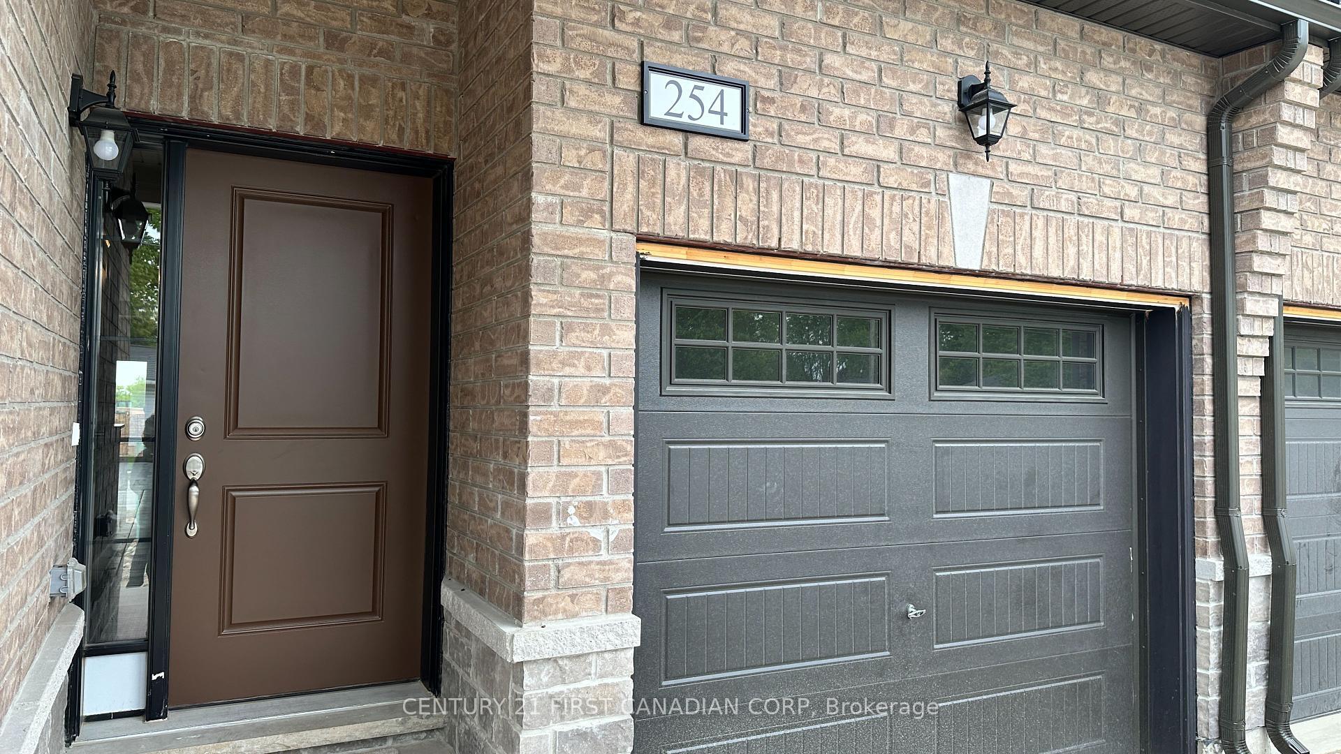 Property Photo: 254 Middleton Street ON N0M 2M0