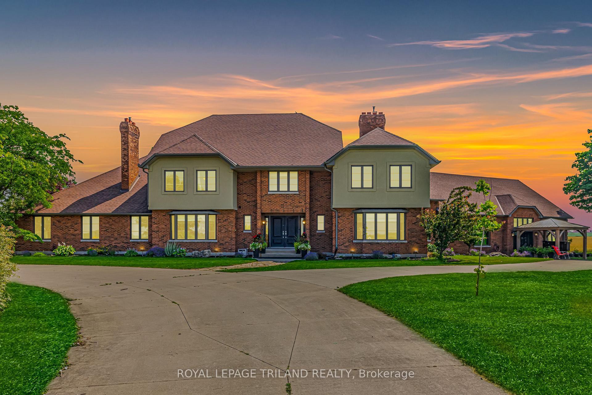Property Photo:  29830 Centre Road  ON N7G 3H7 