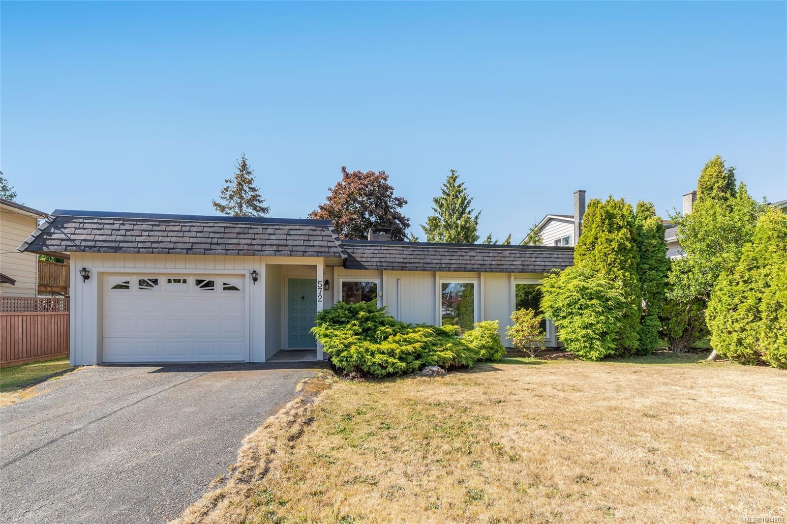 Property Photo:  572 Morison Ave  BC V9P 1H4 