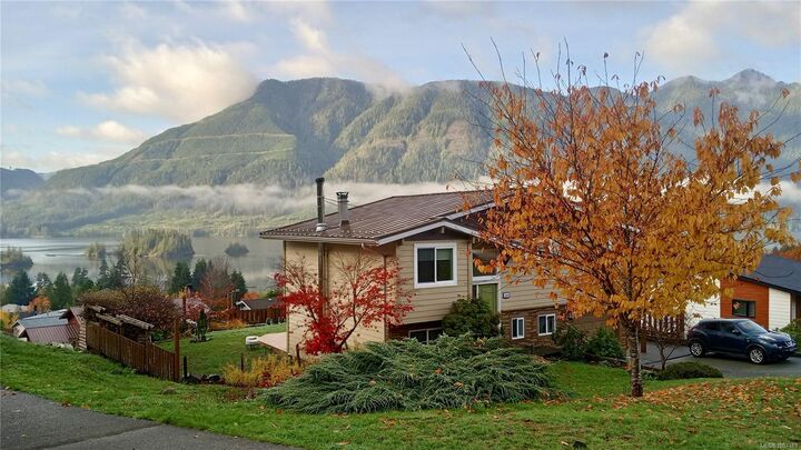 Property Photo:  1216 Matsqui Ave  BC V0N 2N0 