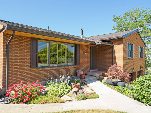 Property Photo:  2680 E 2100 St S 44-45  UT 84109 