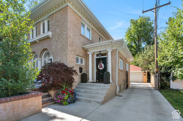 Property Photo: 1120 E Yale Ave UT 84105