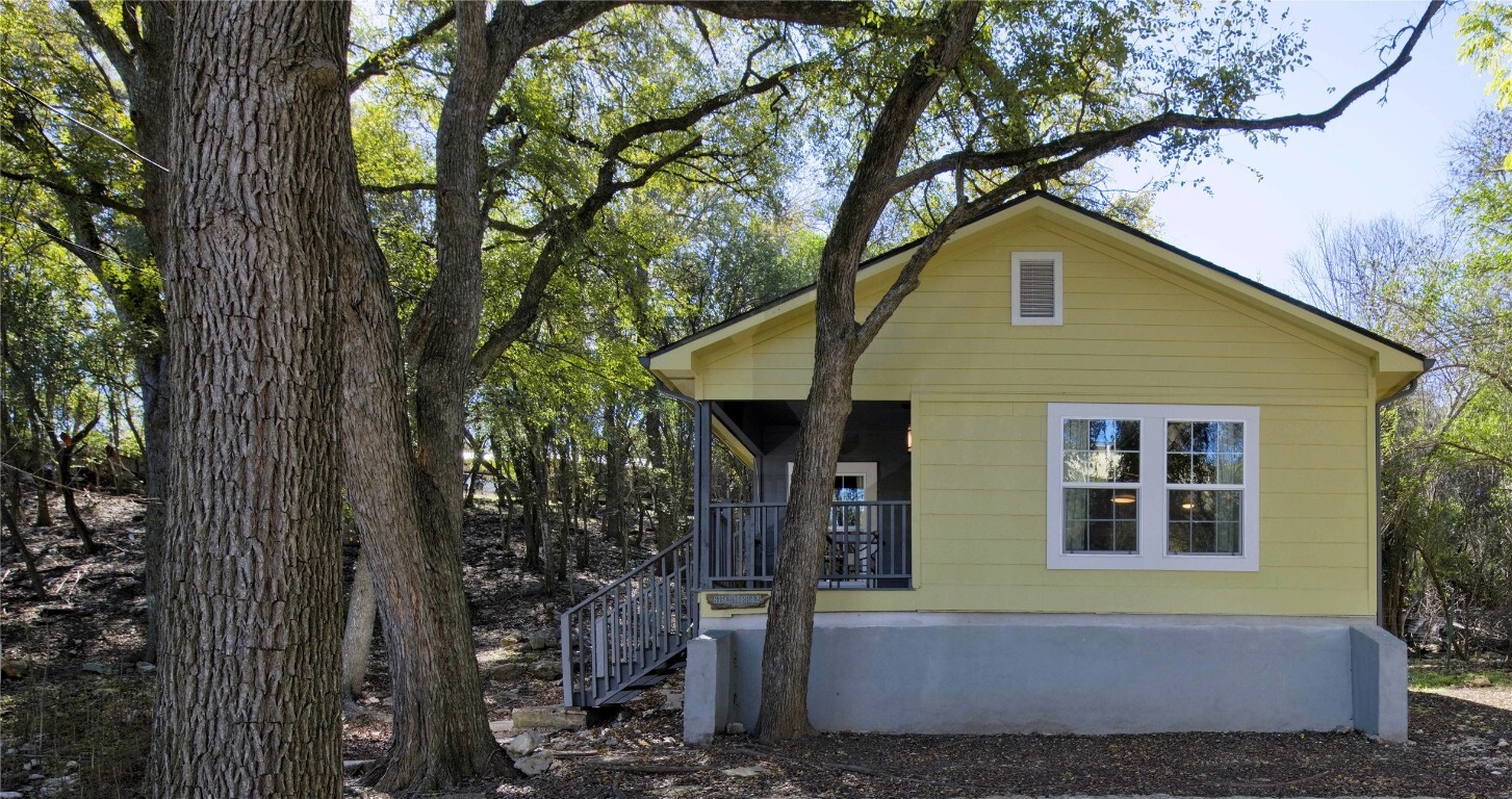 Property Photo:  835 Old Ranch Road 12  TX 78666 