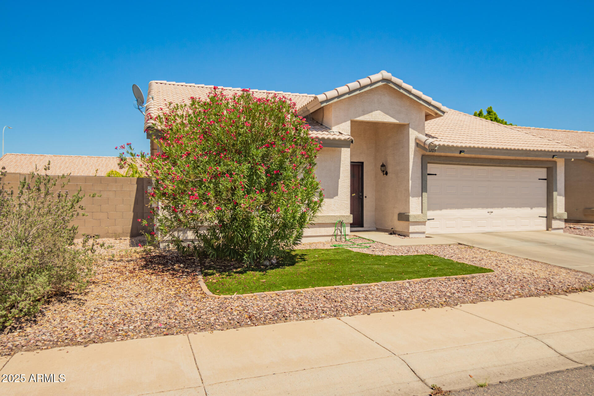 1203 S Anvil Place  Chandler AZ 85286 photo