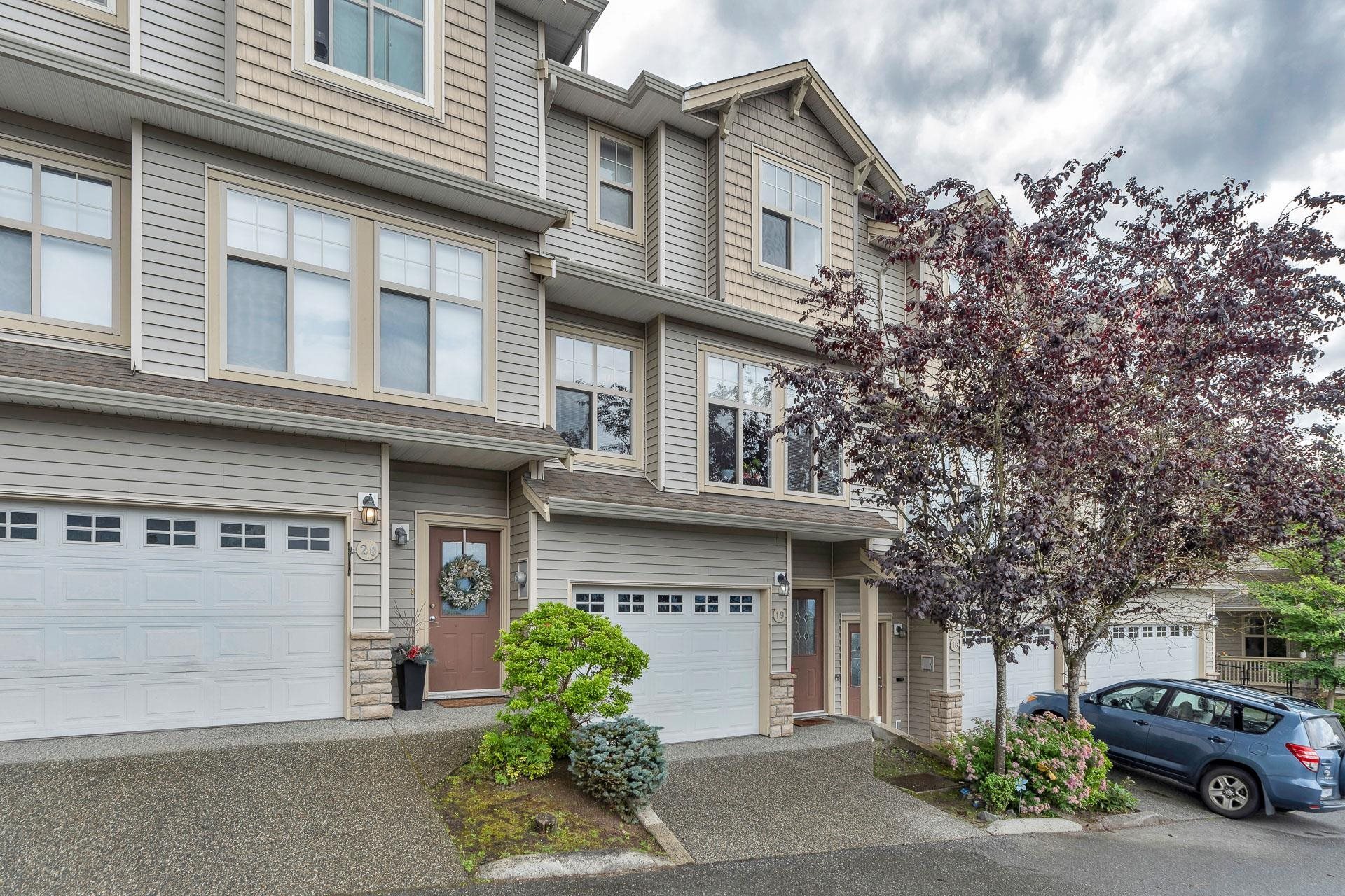 Property Photo: 46858 Russell Road 19 BC V2R 5T3