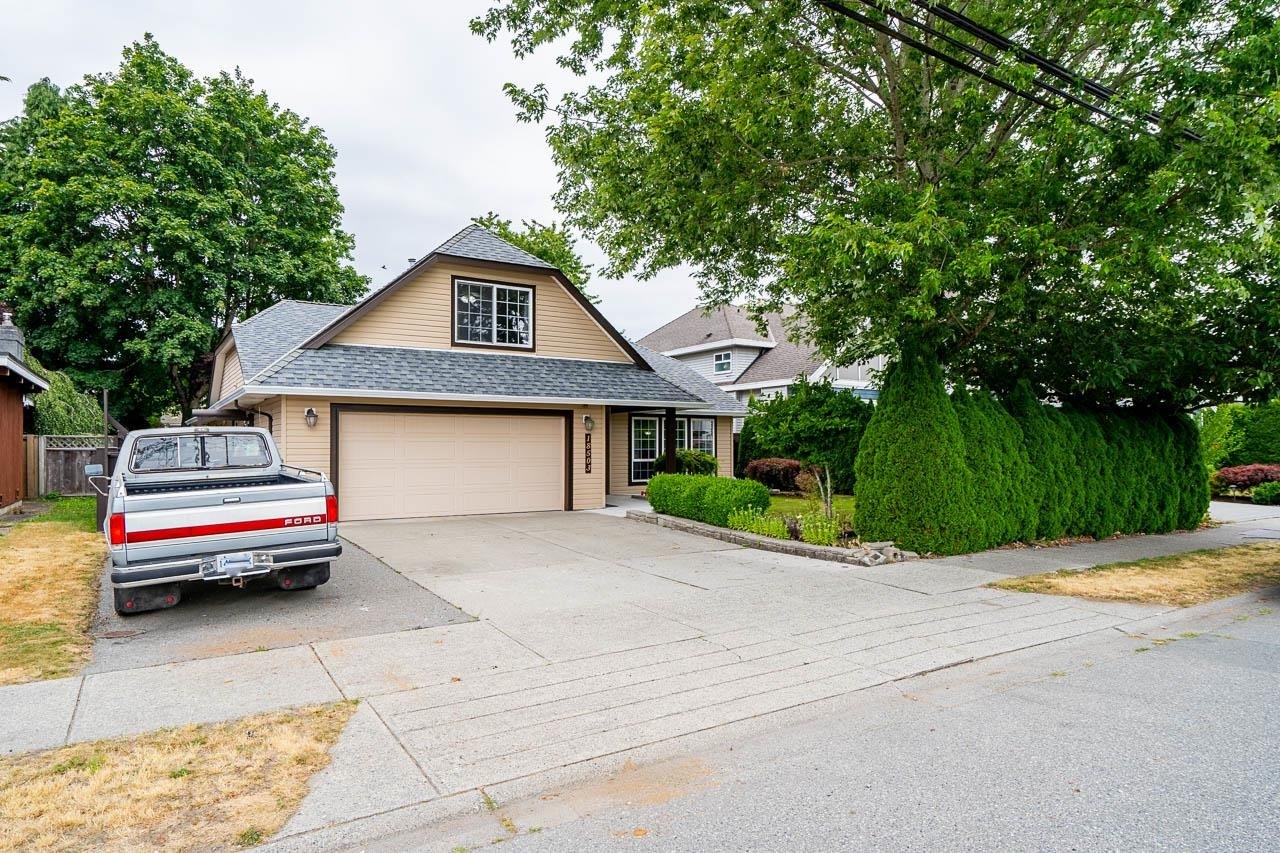 Property Photo: 18503 60 Avenue BC V3S 8T6