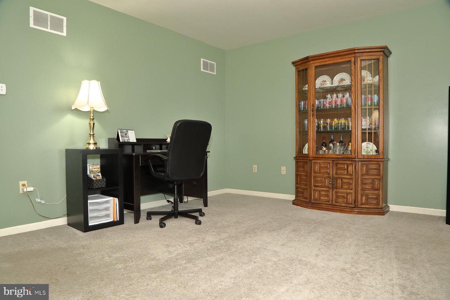 Property Photo: 1282 Edgewood Drive PA 17519