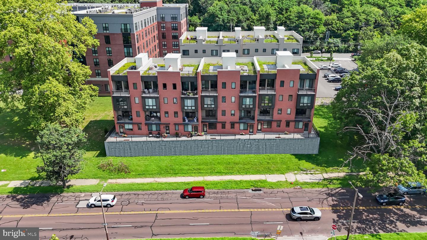 4449 River Ridge Court  Philadelphia PA 19129 photo