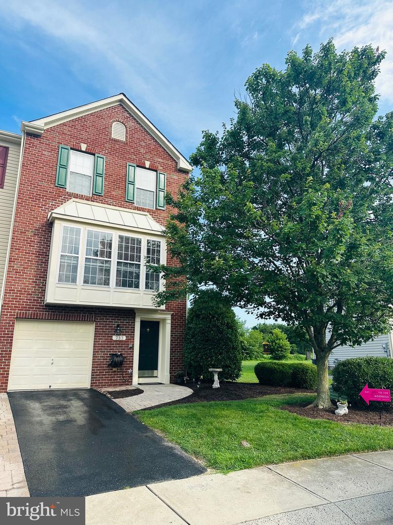 Property Photo: 737 Wye Oak Drive MD 21826