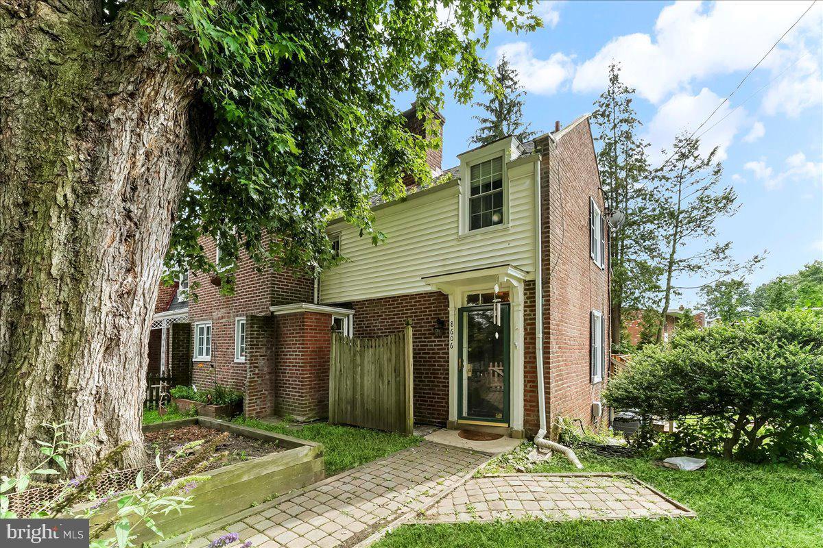Property Photo: 8606 Brierdale Road PA 19128