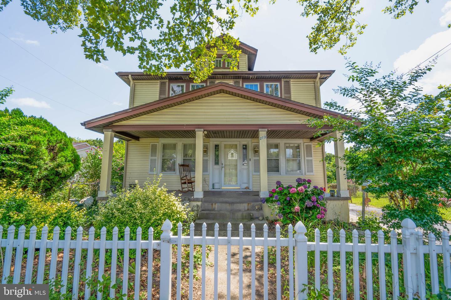 Property Photo: 213 W Quince Street NJ 08360