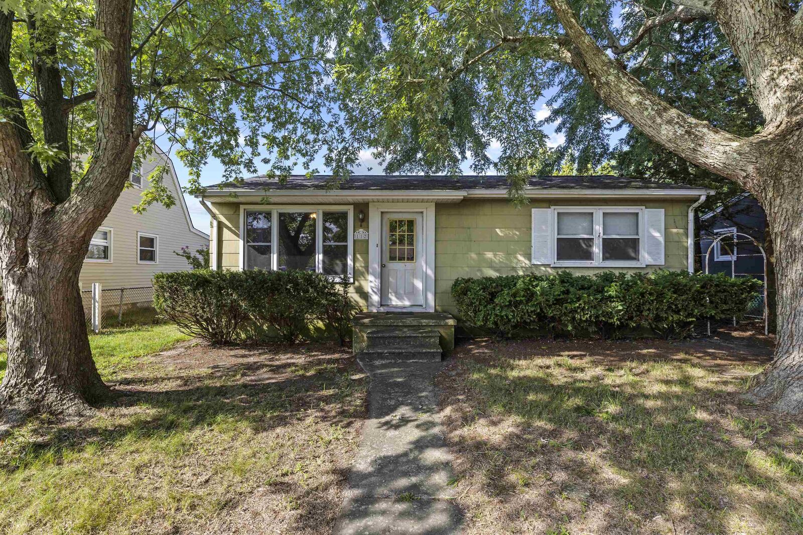 Property Photo: 112 Oakdale NJ 08251