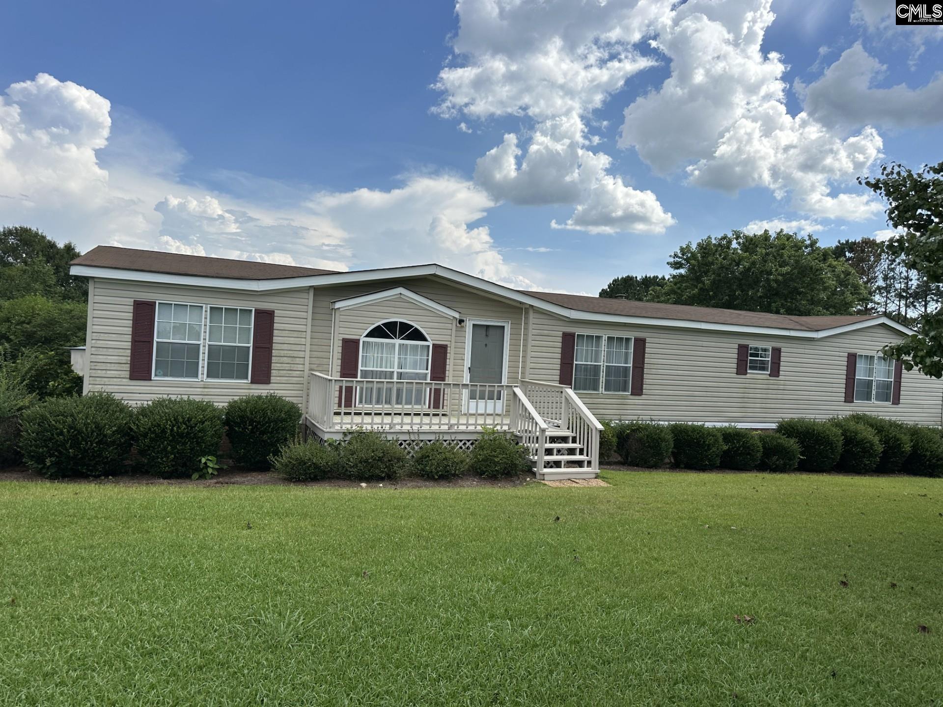 Property Photo:  424 Hawkins  SC 29108 