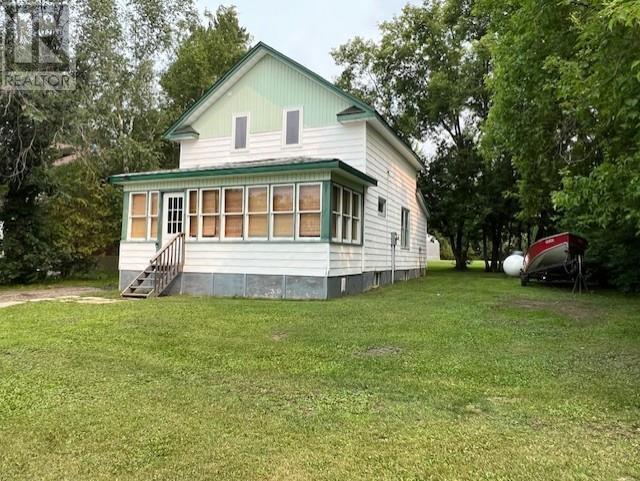 112 Queen Street  Sioux Lookout ON P8T 1A1 photo