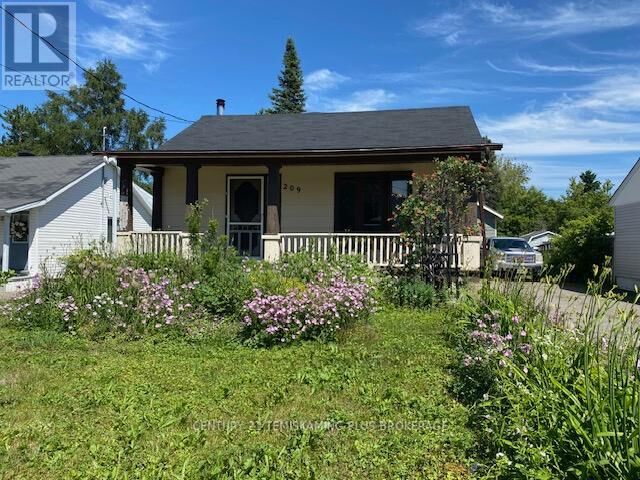 209 Katherine Street  Temiskaming Shores (New Liskeard) ON P0J 1P0 photo