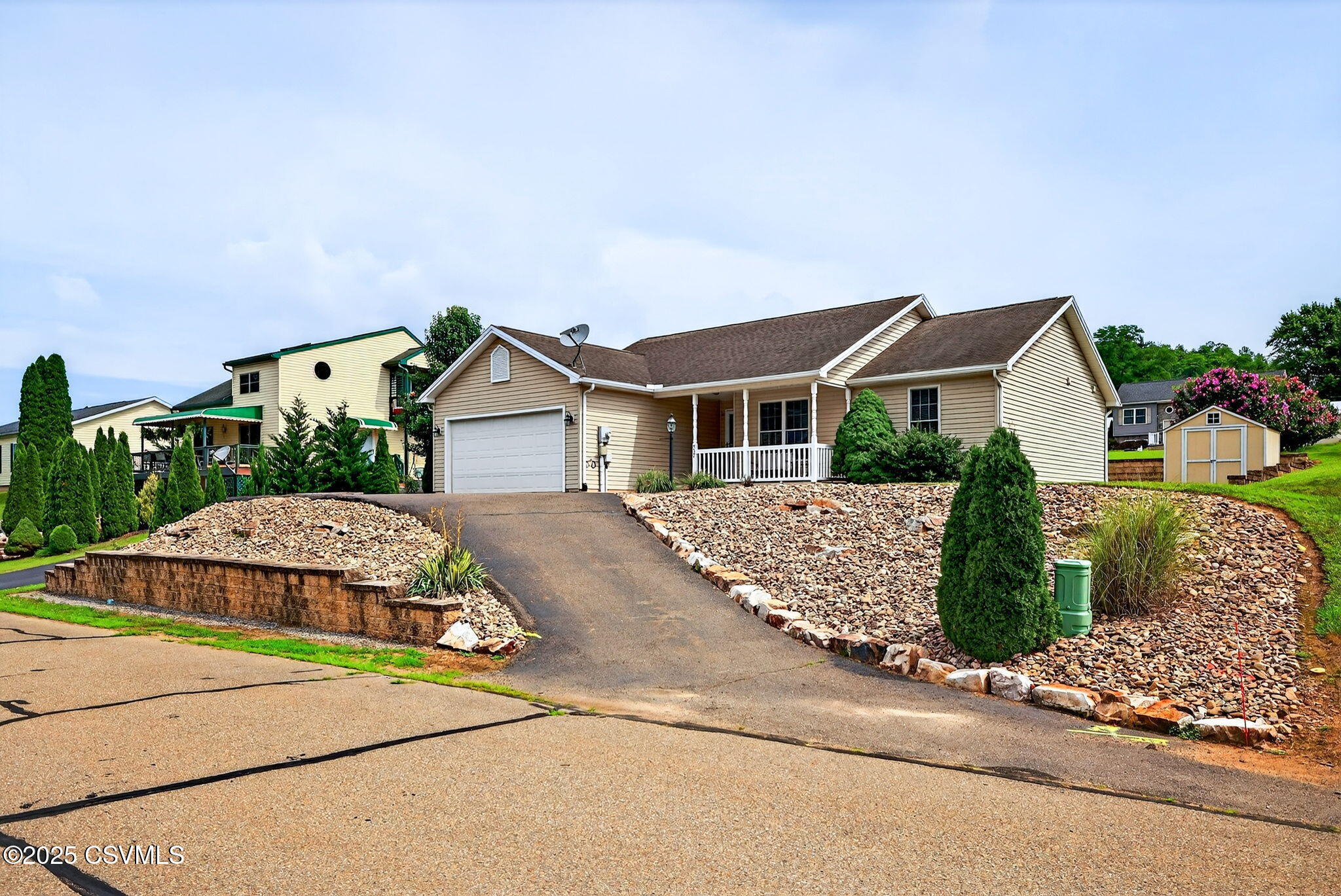 Property Photo: 537 Sunset Drive PA 17815