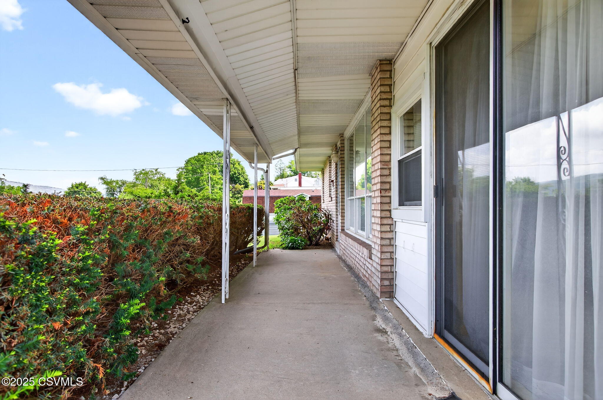Property Photo: 1650 W Mulberry Street PA 17866