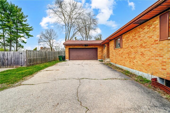 Property Photo: 4969 Dayton Liberty Road OH 45417