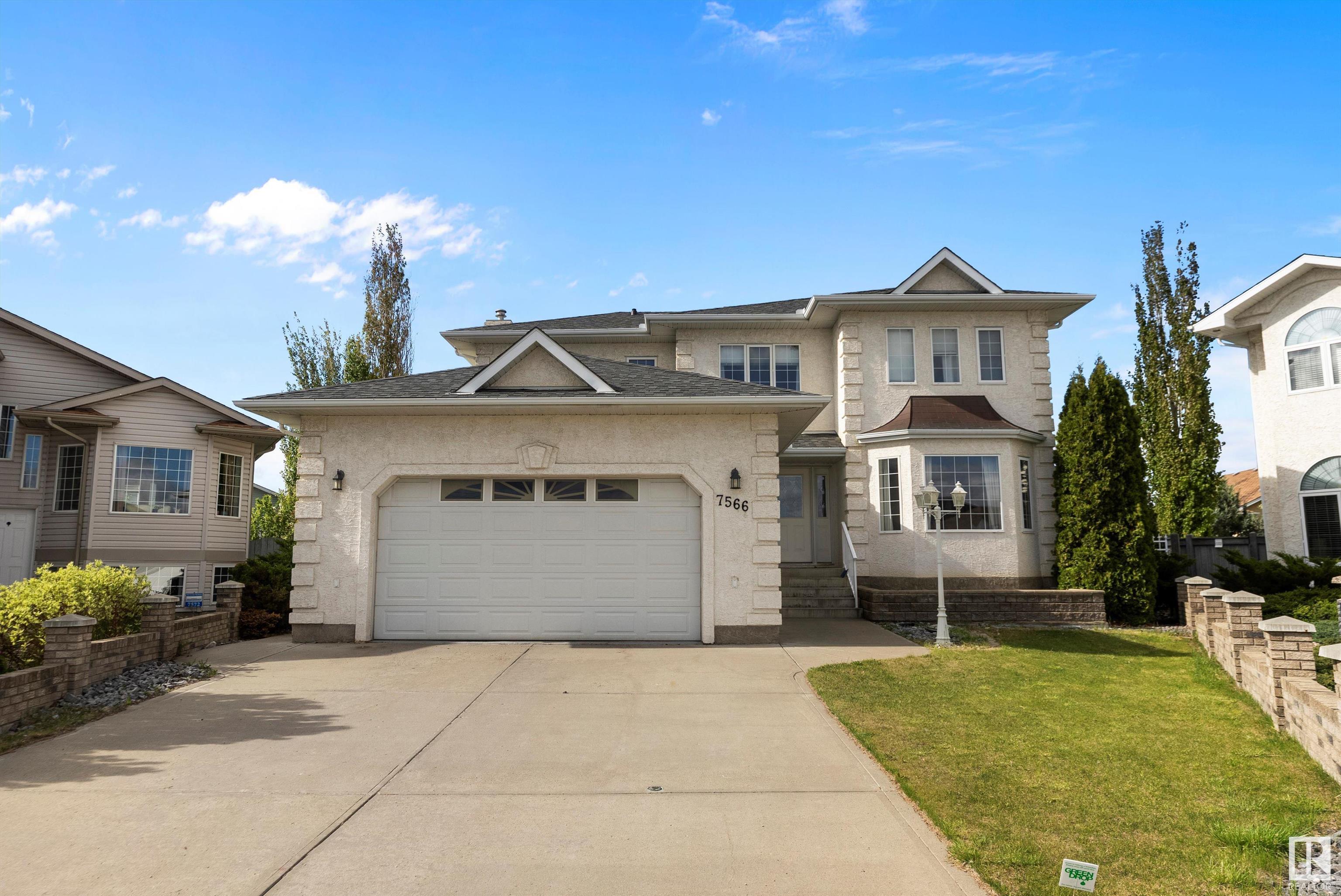Property Photo:  7566 165A Avenue NW  AB T5Z 3P9 
