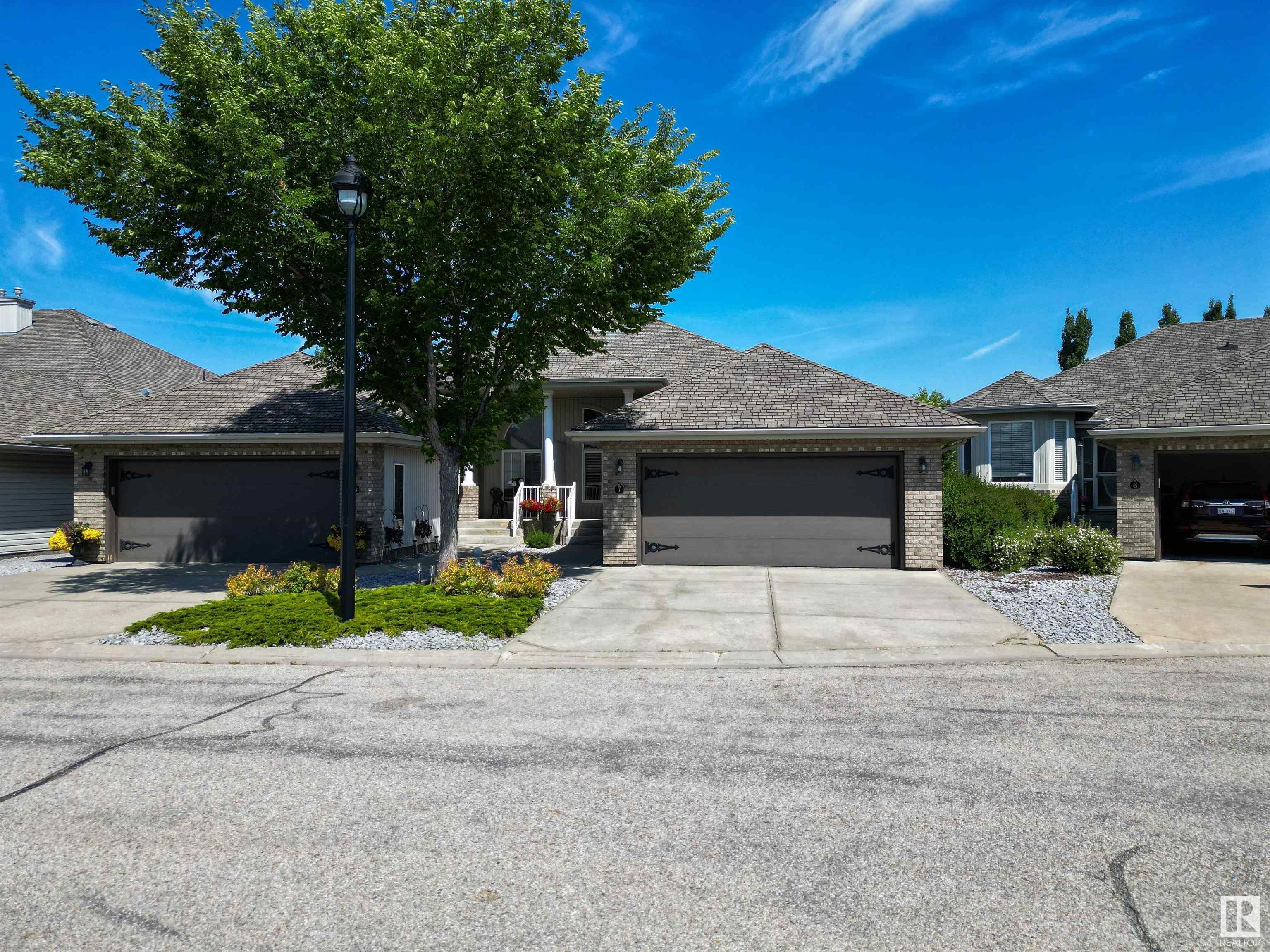 10848 8 Avenue SW 7  Edmonton AB T6W 1G5 photo