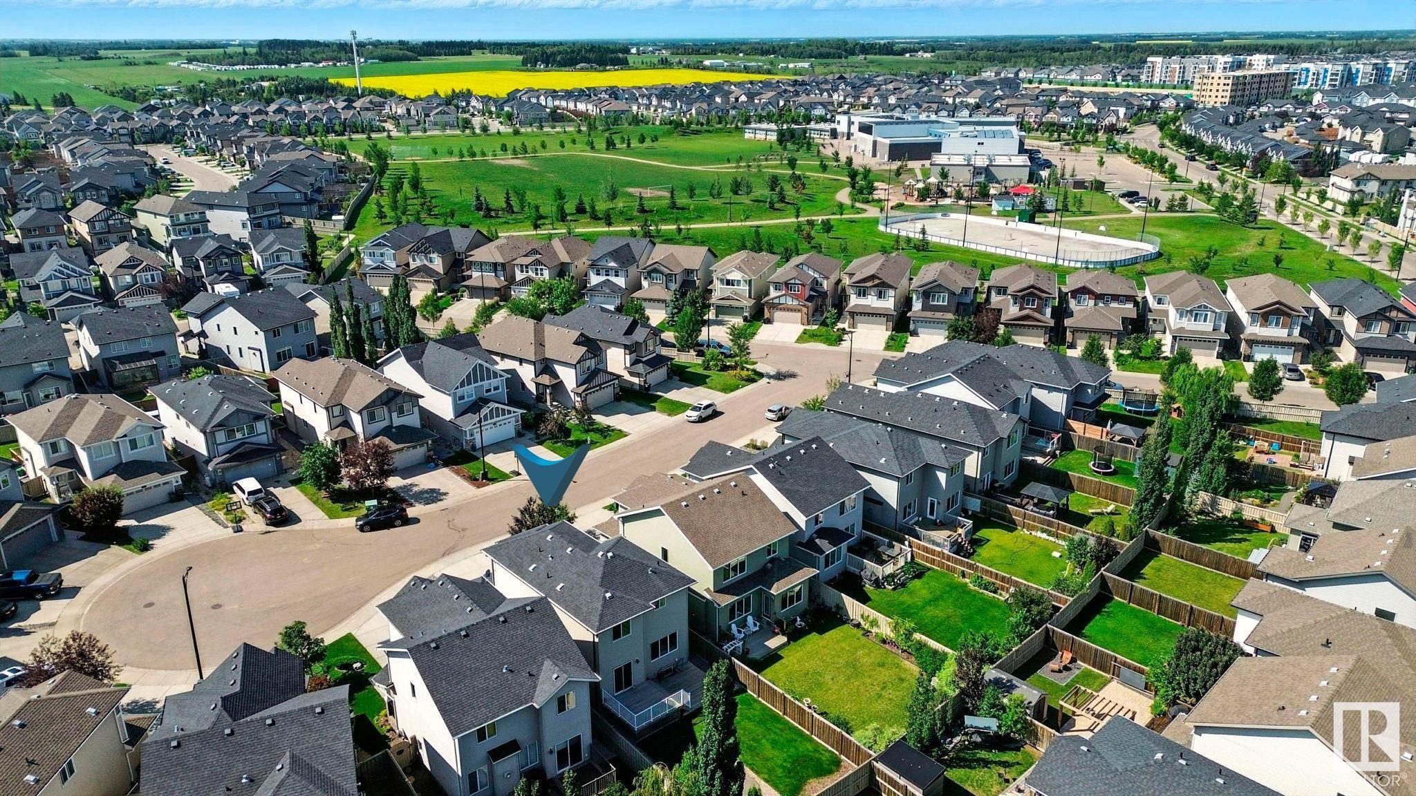 Photo de la propriété: 3916 Agar Court SW AB T6W 2G3