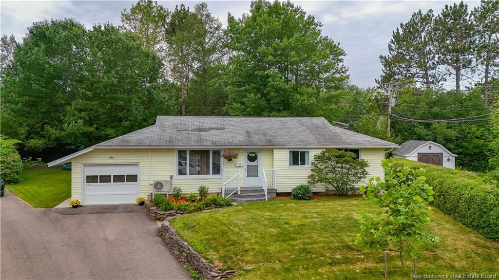 68 Manchester Court  Fredericton NB E3B 4P2 photo