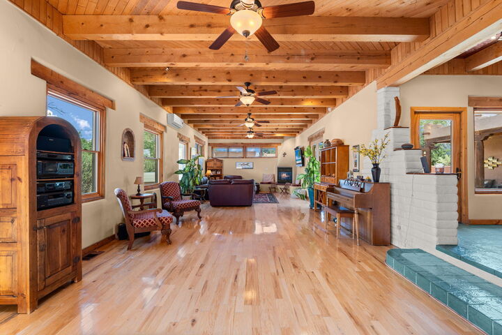 Property Photo:  704 Tyler Road NW  NM 87107 