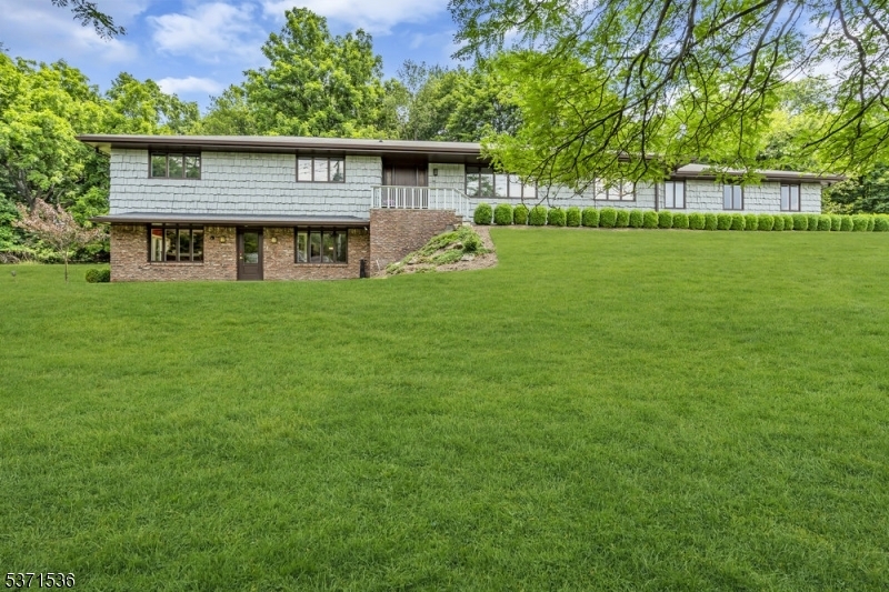 Property Photo:  366 E Saddle River Rd  NJ 07458 