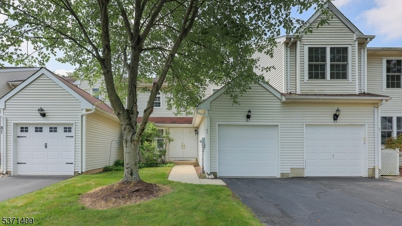 Property Photo: 85 Choctaw Ridge Rd NJ 08876