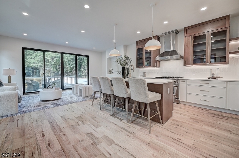Property Photo:  86 Watchung Ave 1  NJ 07043 
