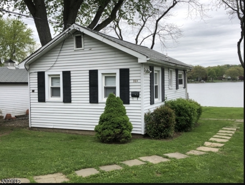 Property Photo: 39 Dell Ave NJ 07857