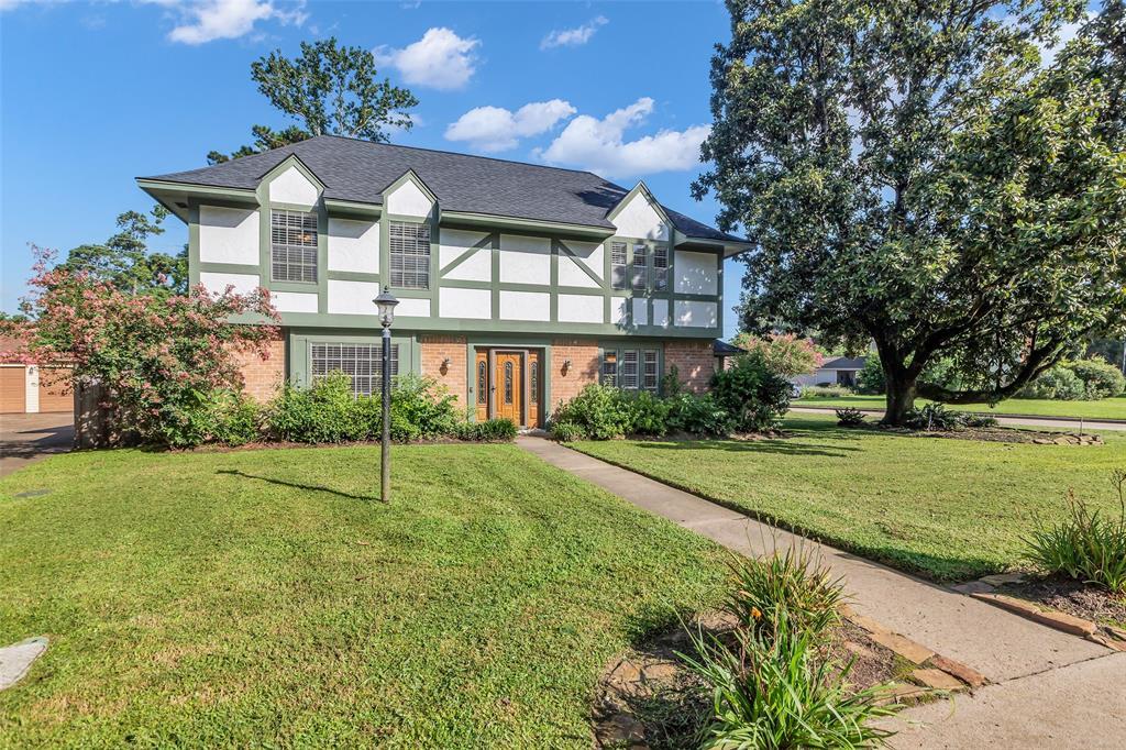 Property Photo: 25511 Yellow Pine Circle TX 77380