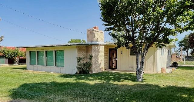 Property Photo: 95 E 100 S UT 84772