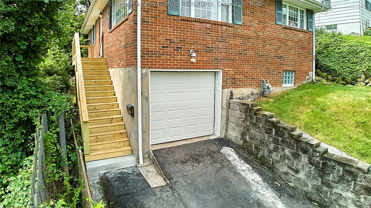 Property Photo: 318 Monroe Street WV 25303