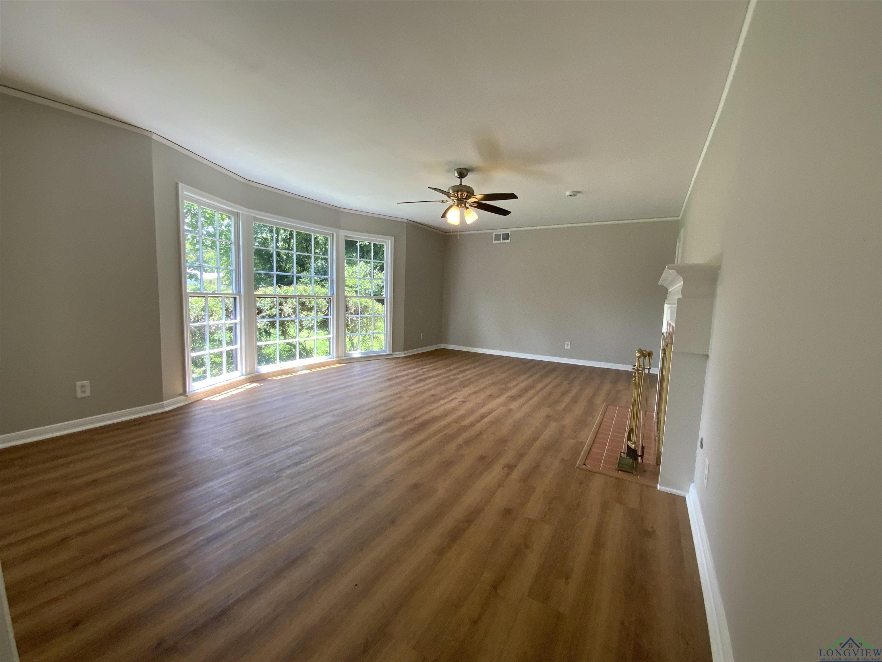 Property Photo: 506 N Rusk TX 75684