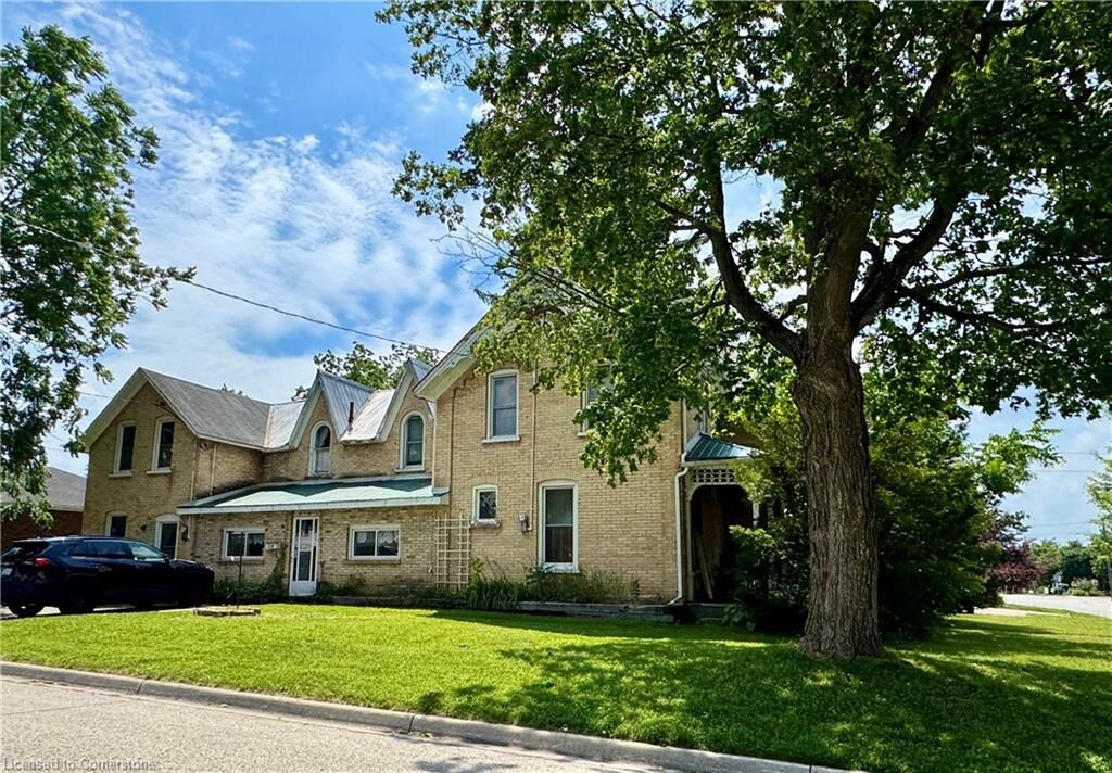 Property Photo: 114 Countess Street S ON N0G 1R0