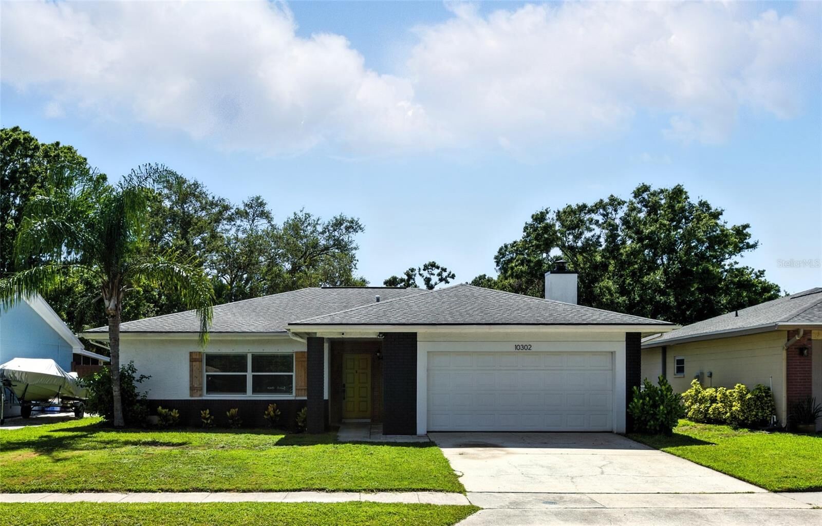 Property Photo:  10302 Oakhaven Drive  FL 33782 