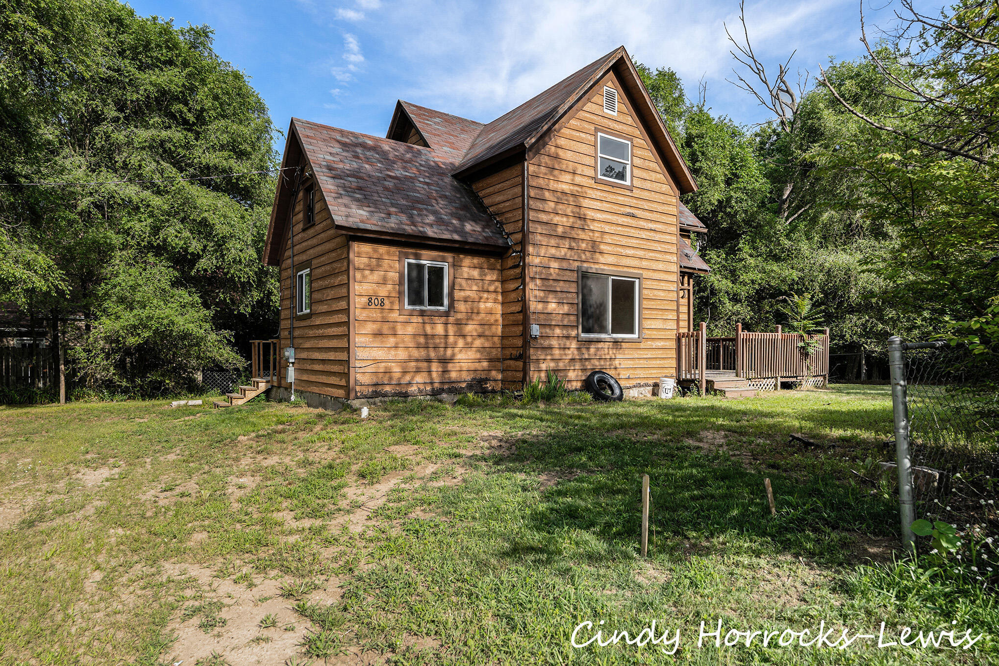 808 Riverside Street  Belding MI 48809 photo