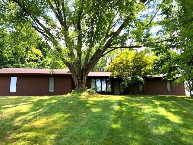 Property Photo:  18354 Mount Zion Road  MI 49113 