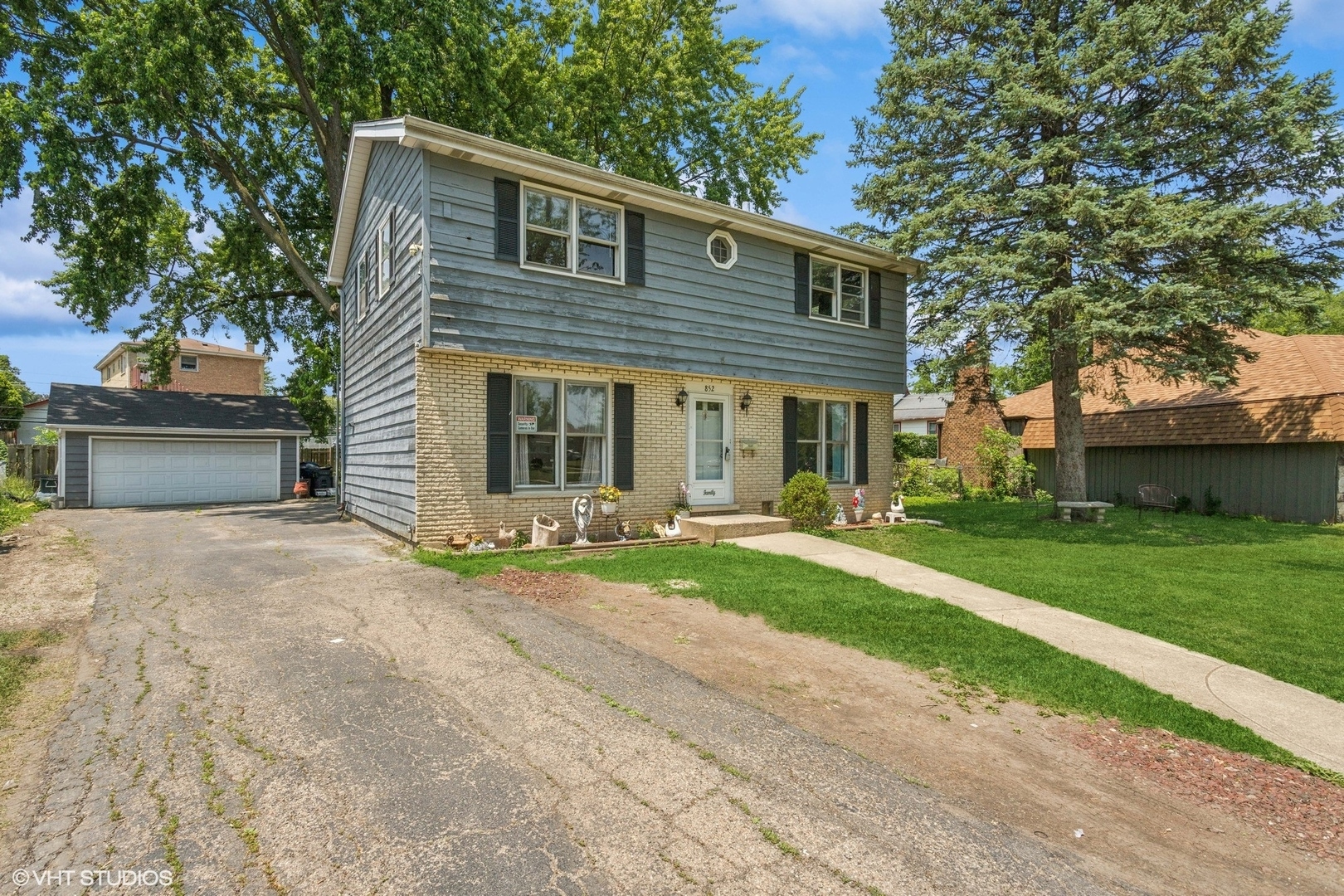 852 Pamela Drive  Bensenville IL 60106 photo