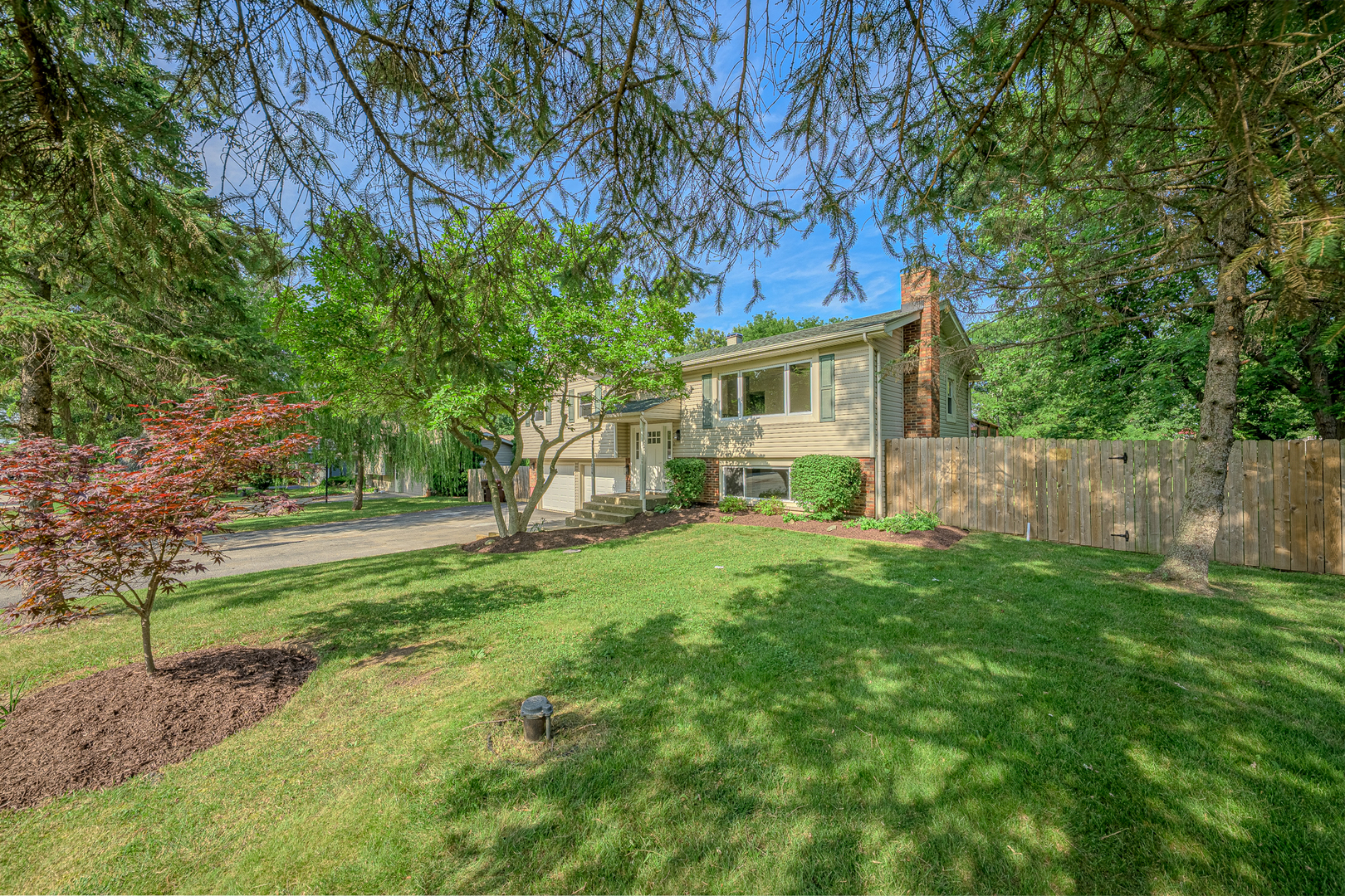 Property Photo:  214 Somerset Court  IL 60451 