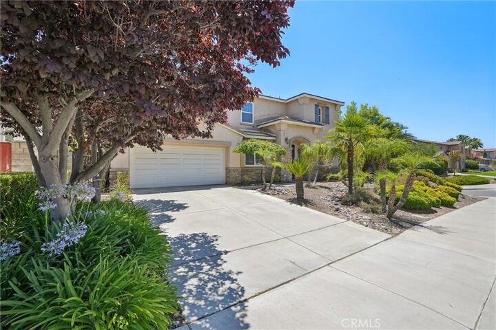 Property Photo:  31923 Pepper Tree Street  CA 92596 