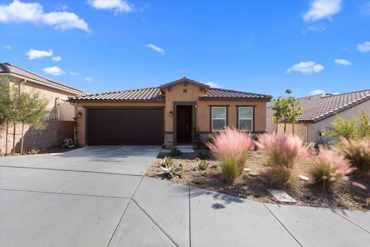 Property Photo:  1366 Topanga Drive  CA 92069 